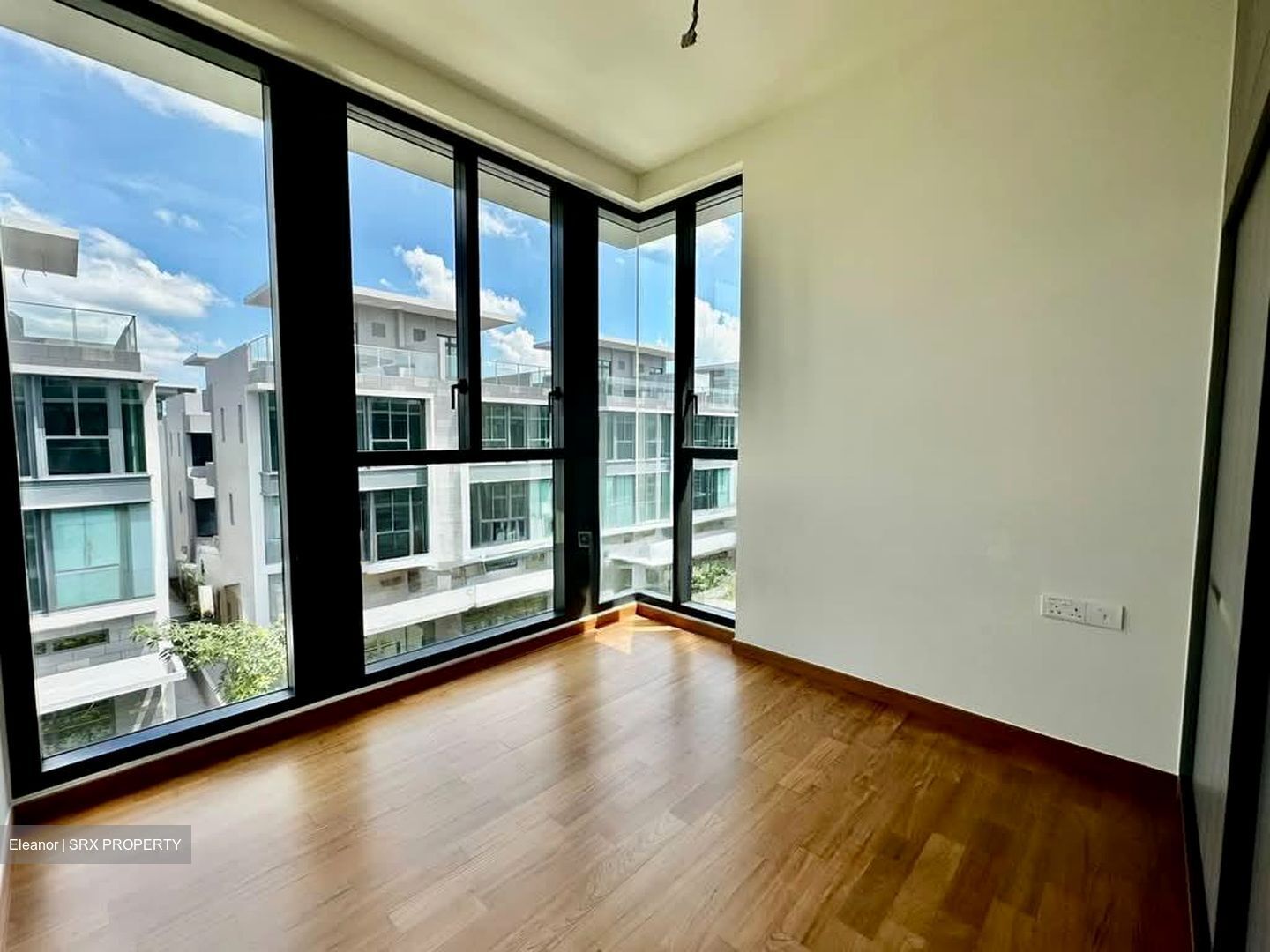 Belgravia Ace (D28), Terrace #570418761